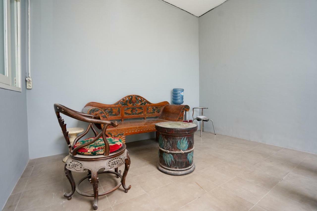 Oyo 1316 Mentari Family Homestay Проболинго Екстериор снимка