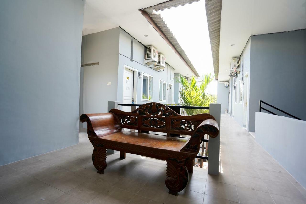 Oyo 1316 Mentari Family Homestay Проболинго Екстериор снимка